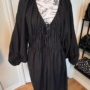 Black Long Sleeve Tie-Front Midi Dress